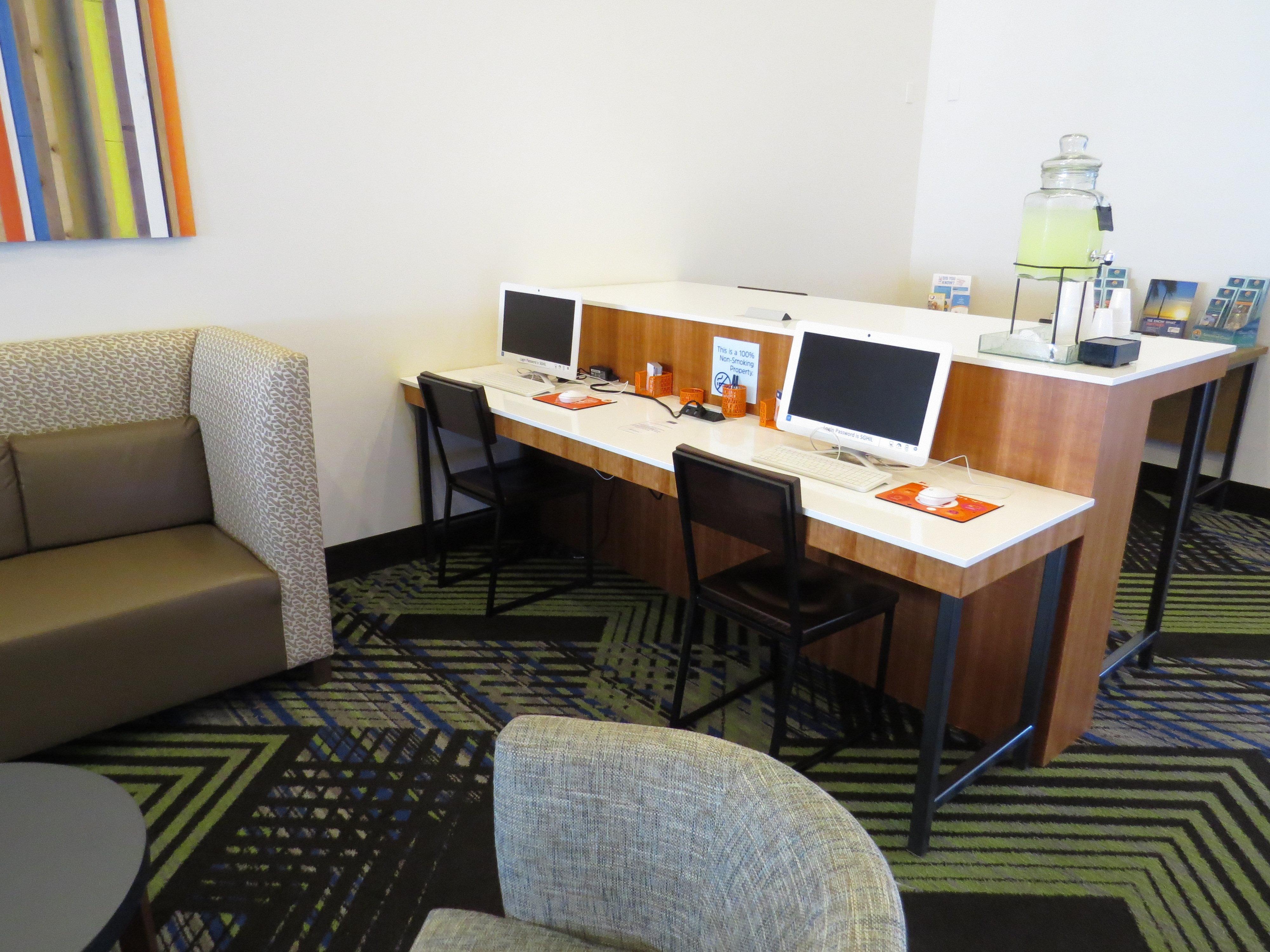 Holiday Inn Express - Spring Hill By Ihg Ngoại thất bức ảnh