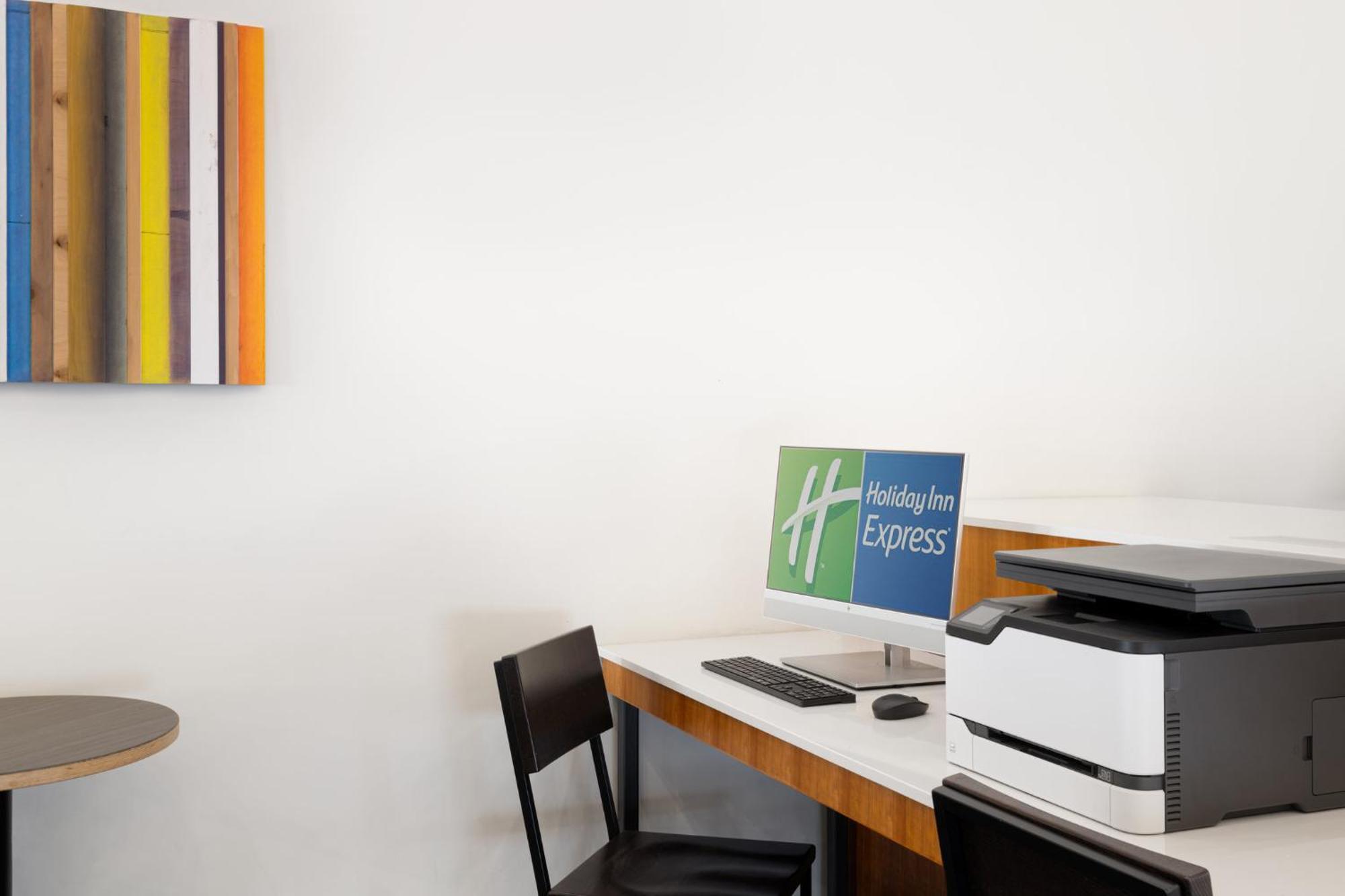 Holiday Inn Express - Spring Hill By Ihg Ngoại thất bức ảnh