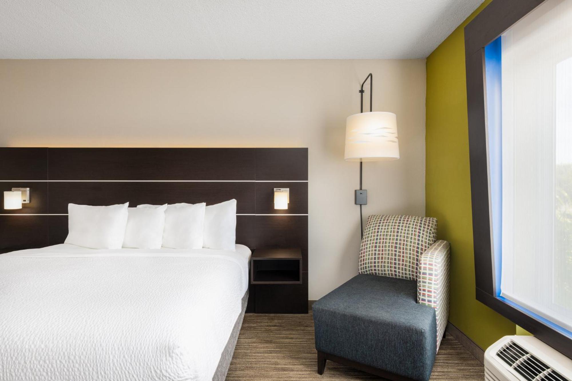 Holiday Inn Express - Spring Hill By Ihg Ngoại thất bức ảnh