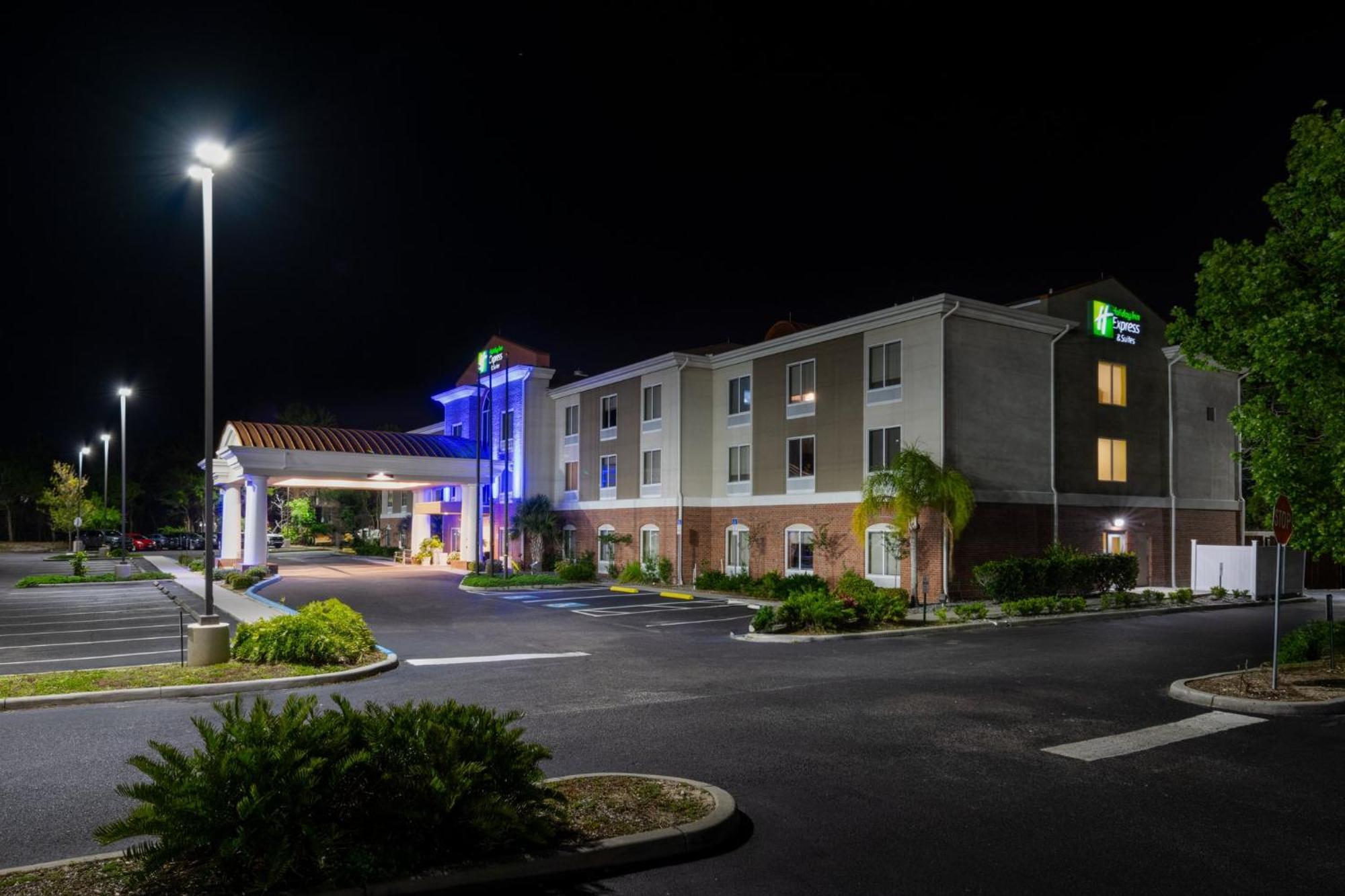 Holiday Inn Express - Spring Hill By Ihg Ngoại thất bức ảnh
